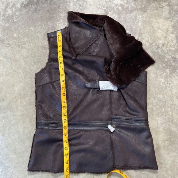 LOGO Lori Goldstein Instant Chic Vest Womens‎ XS Brown Faux Suede Shearling - Picture 3 of 7